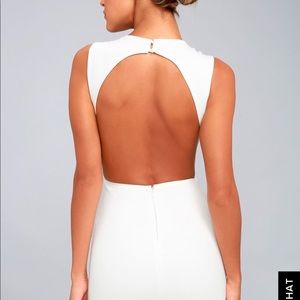 LuLu’s white fitted dress 👗